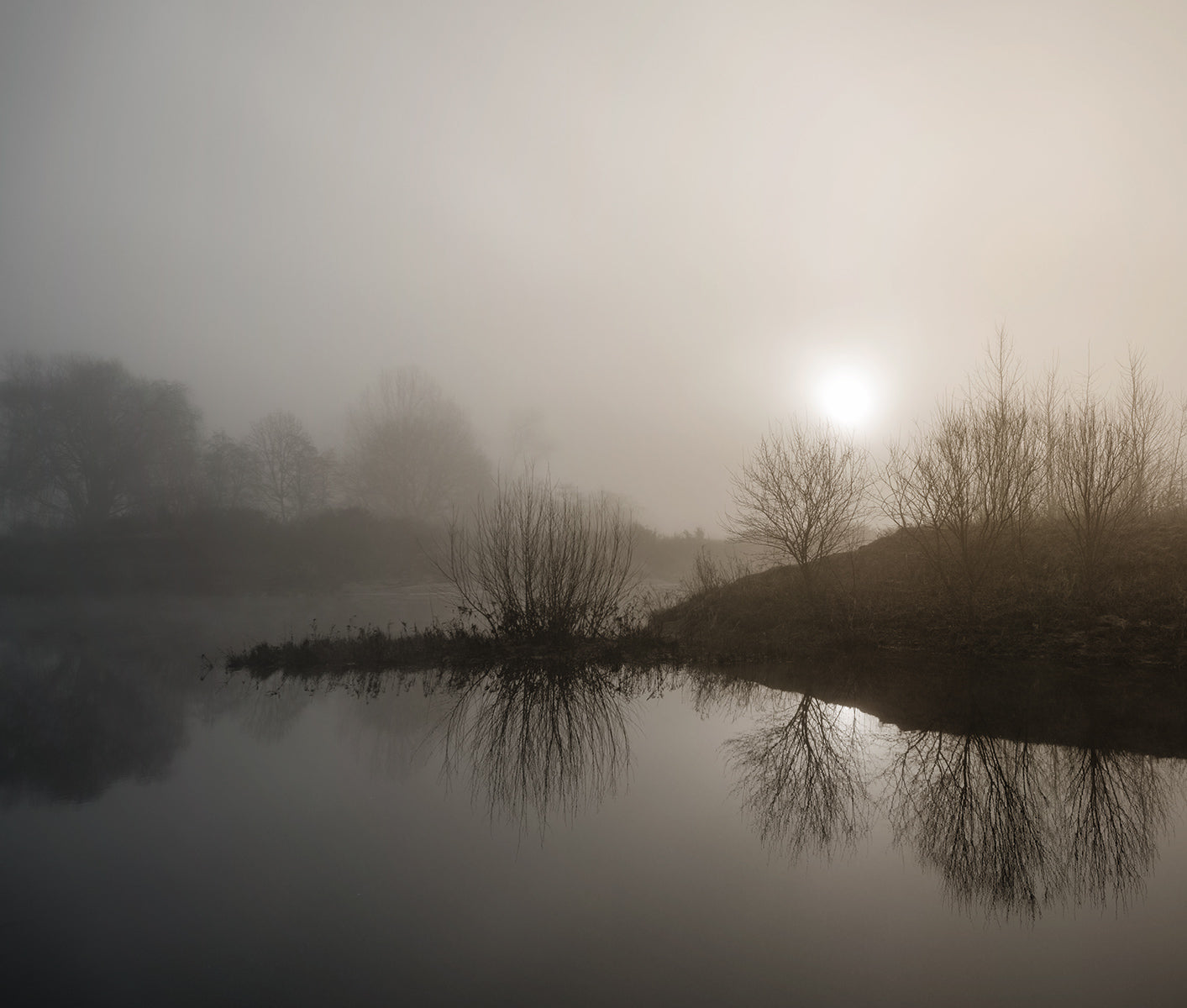 Digitaldrucktapete mit Nebellandschaft